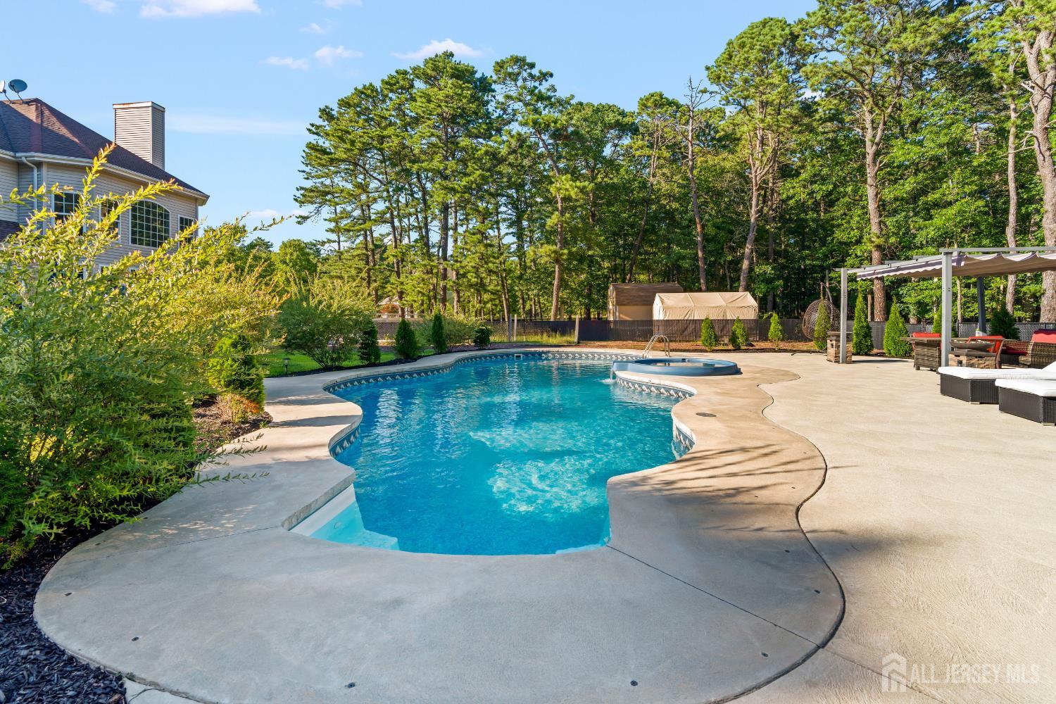 10 Altori Court Little Egg Harbor NJ 08087