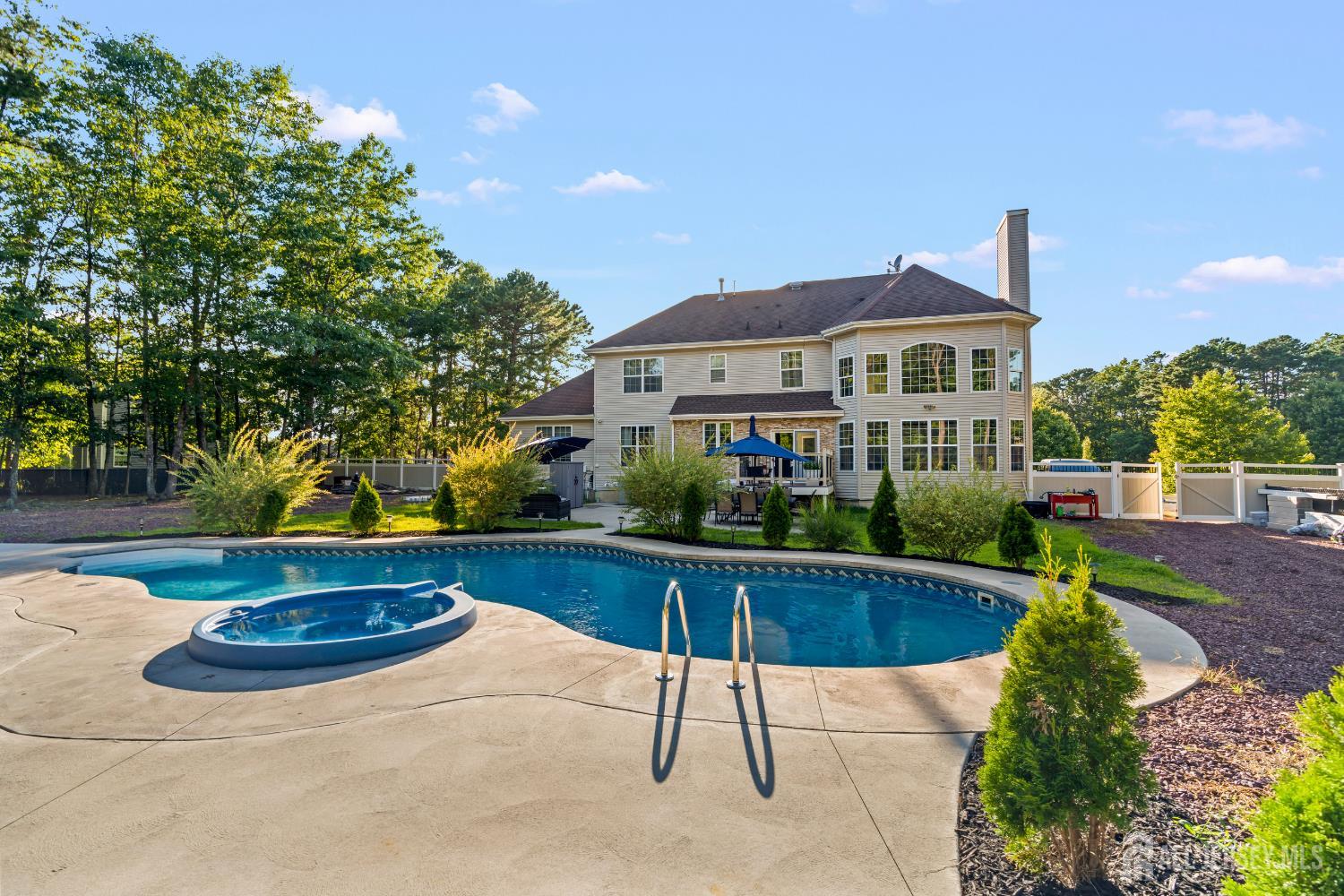 10 Altori Court Little Egg Harbor NJ 08087
