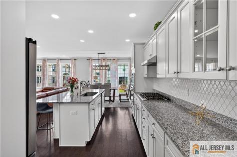 10 Woodrose Lane Monroe NJ 08831