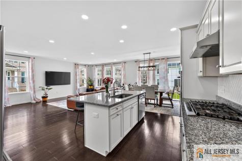 10 Woodrose Lane Monroe NJ 08831