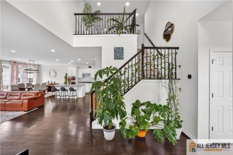 10 Woodrose Lane Monroe NJ 08831