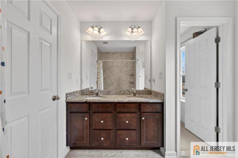 10 Woodrose Lane Monroe NJ 08831