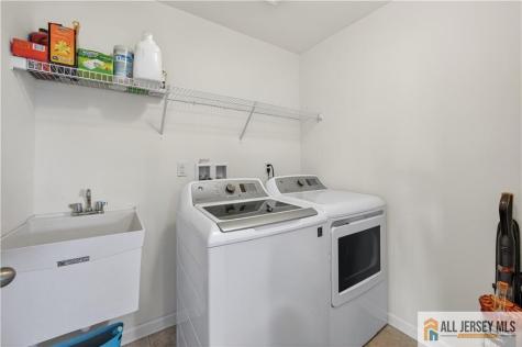 10 Woodrose Lane Monroe NJ 08831