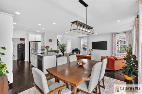 10 Woodrose Lane Monroe NJ 08831