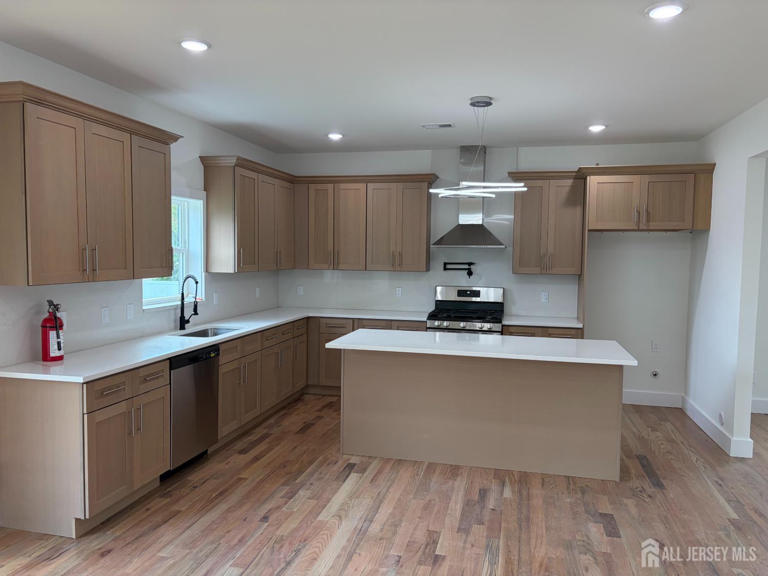 122 Arthur Avenue Colonia NJ 07067