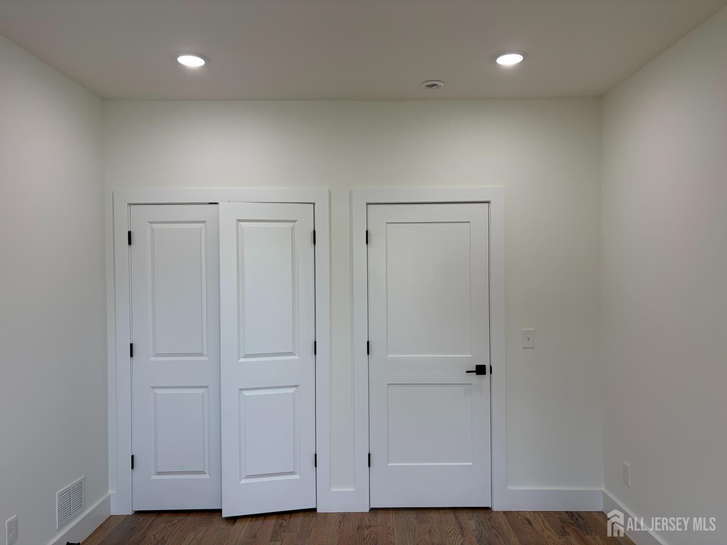 122 Arthur Avenue Colonia NJ 07067