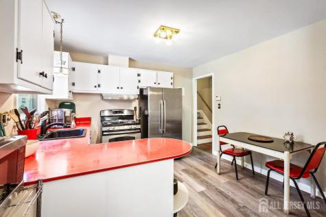 4 Lynbrook Place East Brunswick NJ 08816