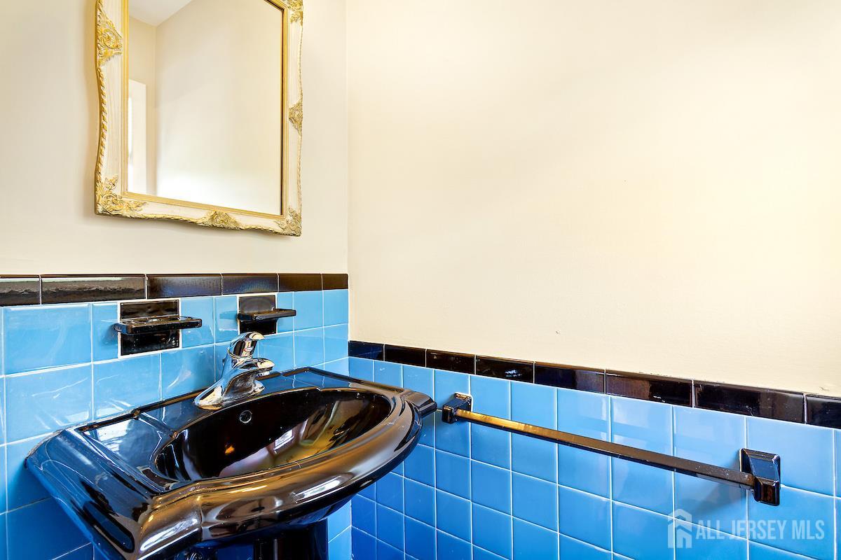 4 Lynbrook Place East Brunswick NJ 08816