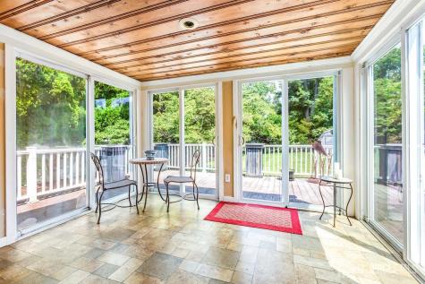 4 Lynbrook Place East Brunswick NJ 08816
