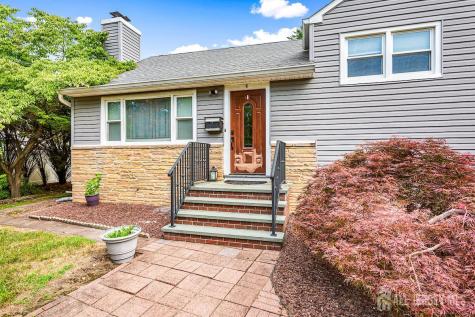 4 Lynbrook Place East Brunswick NJ 08816