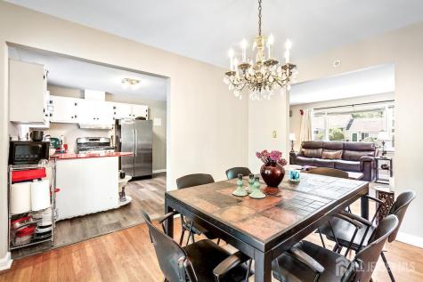 4 Lynbrook Place East Brunswick NJ 08816
