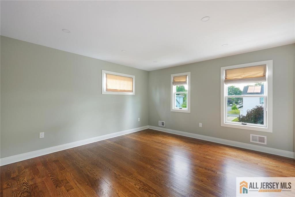 119 Harvard Avenue Metuchen NJ 08840