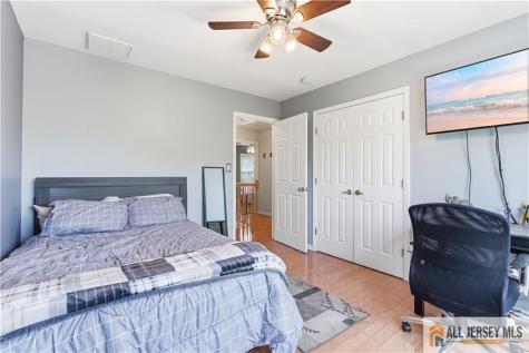 23 Lark Drive South River NJ 08882