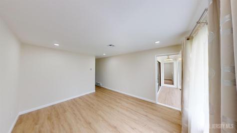 9-C Aspen Plaza Monroe NJ 08831