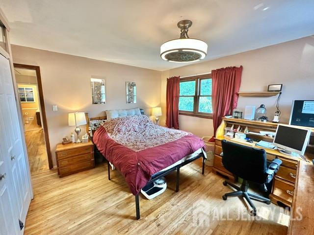 227 Old Stage Road Spotswood NJ 08884