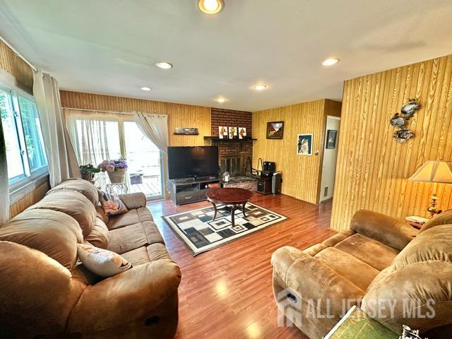 227 Old Stage Road Spotswood NJ 08884