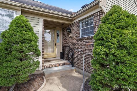 173 Concordia Circle Monroe NJ 08831