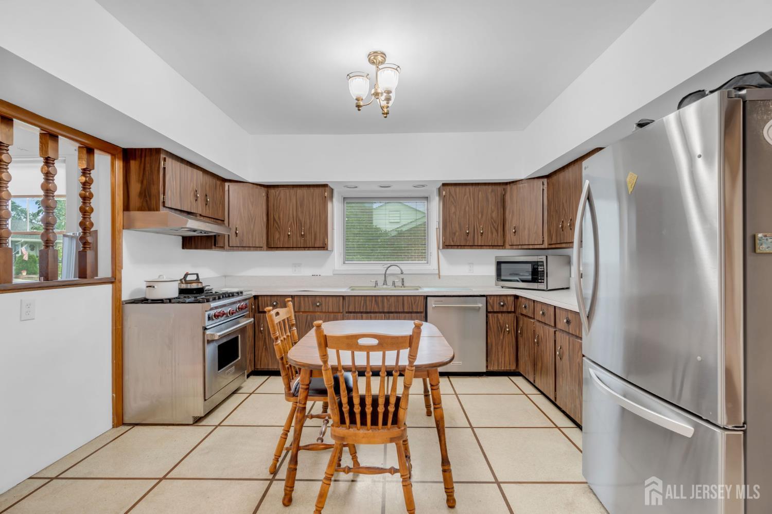 91 Colfax Street South River NJ 08882
