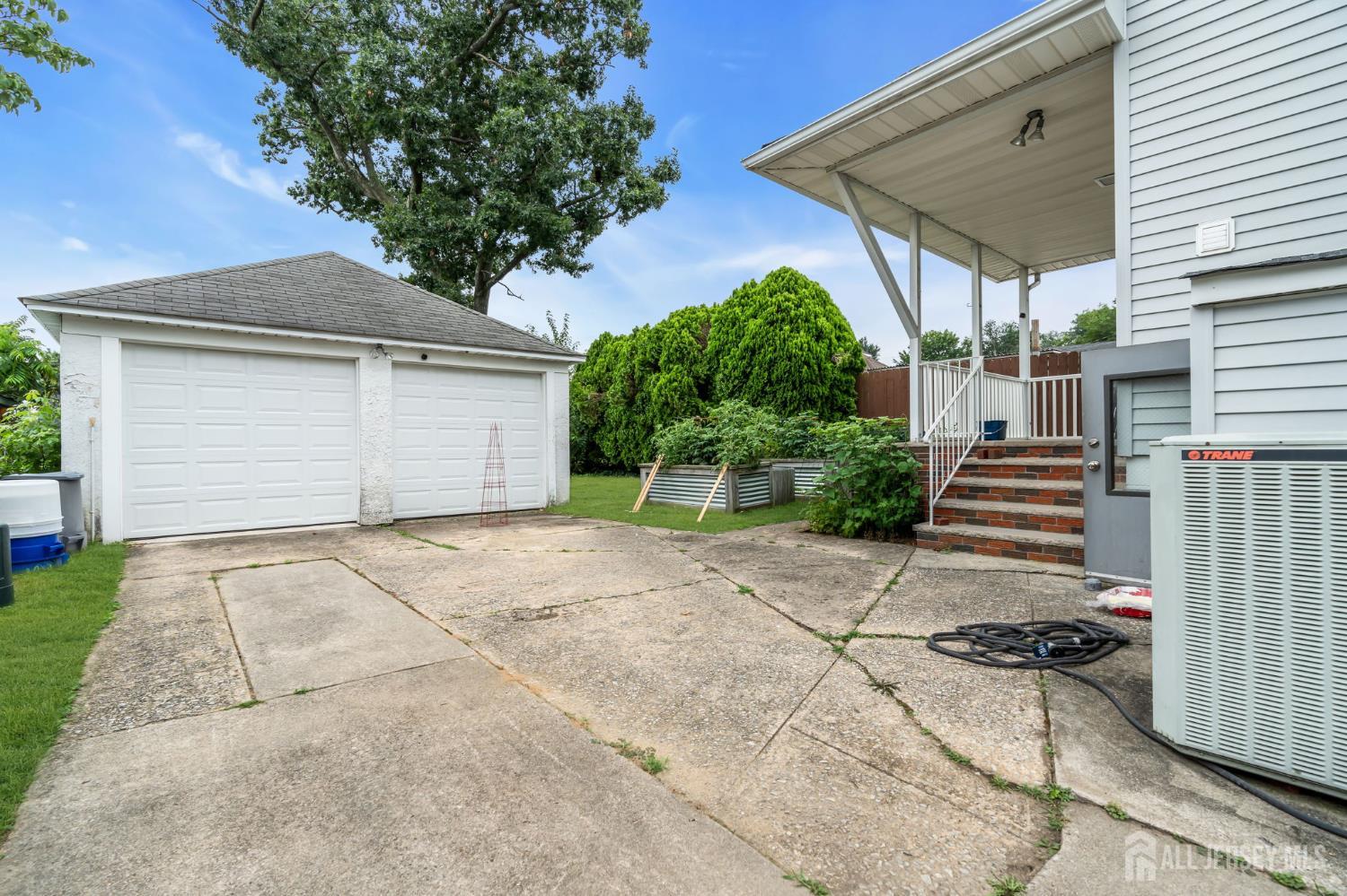 91 Colfax Street South River NJ 08882