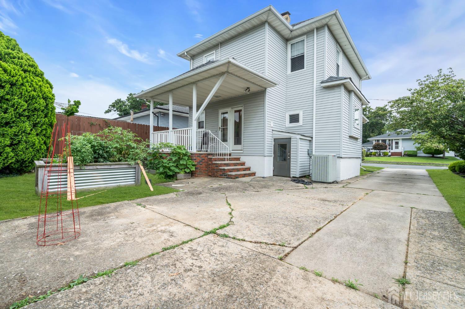 91 Colfax Street South River NJ 08882