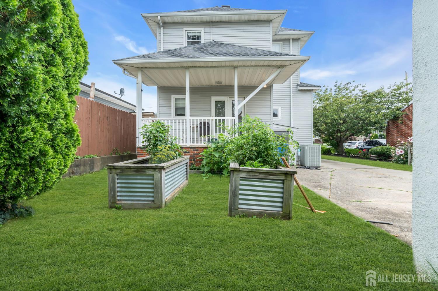 91 Colfax Street South River NJ 08882