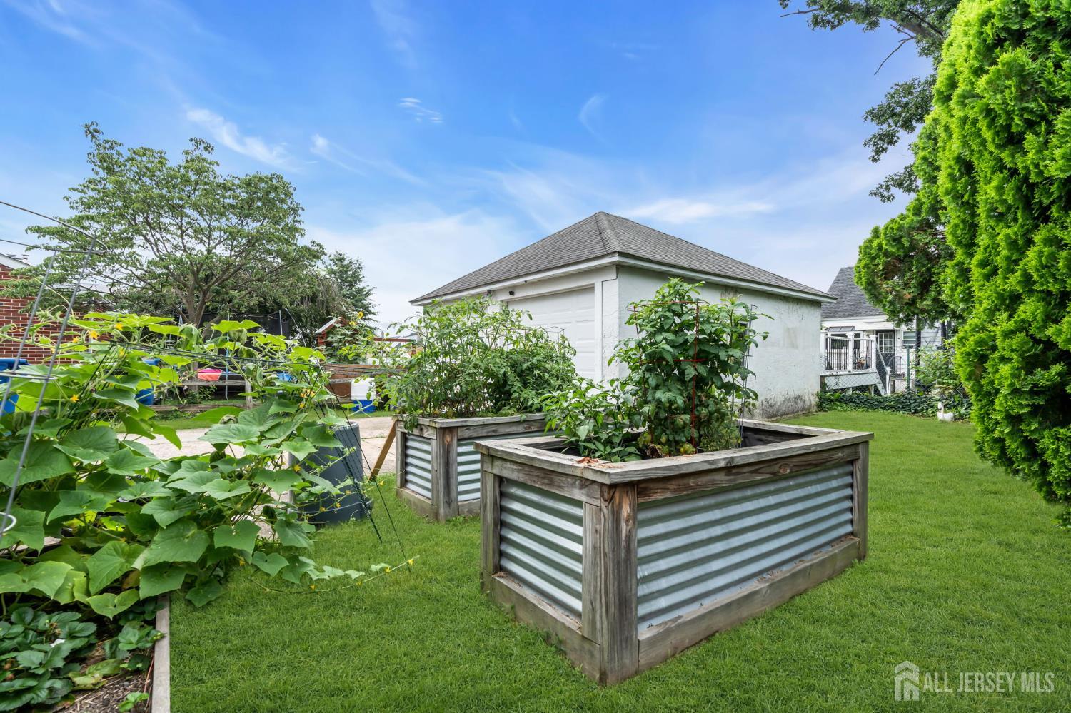 91 Colfax Street South River NJ 08882