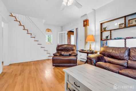 91 Colfax Street South River NJ 08882