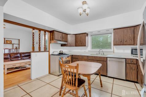 91 Colfax Street South River NJ 08882