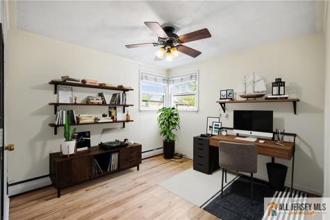 67 Drake Place Colonia NJ 07067