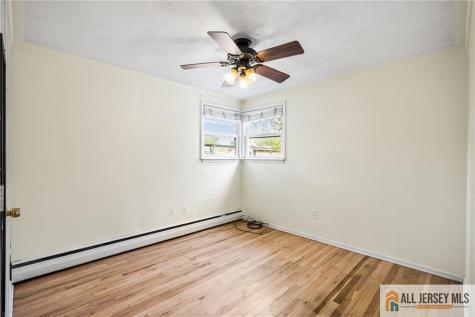 67 Drake Place Colonia NJ 07067