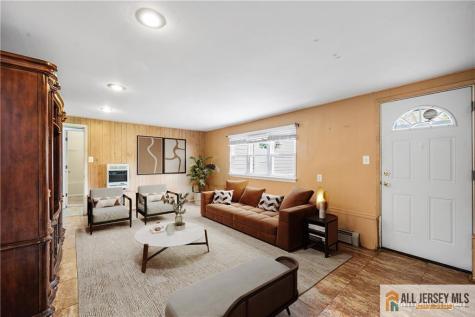 67 Drake Place Colonia NJ 07067