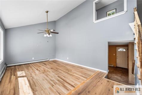 67 Drake Place Colonia NJ 07067