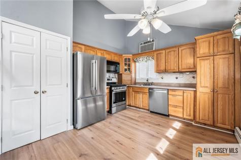 67 Drake Place Colonia NJ 07067