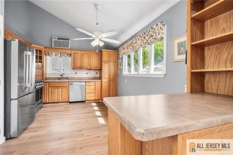 67 Drake Place Colonia NJ 07067
