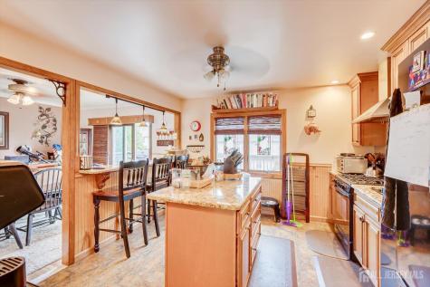 4 Wick Drive Fords NJ 08863