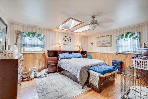 4 Wick Drive Fords NJ 08863