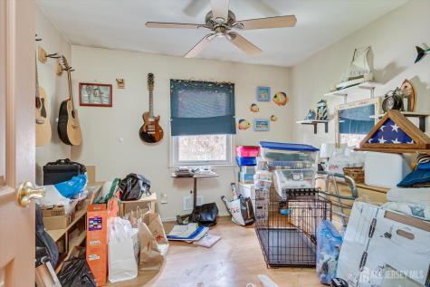 4 Wick Drive Fords NJ 08863