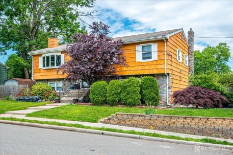 4 Wick Drive Fords NJ 08863