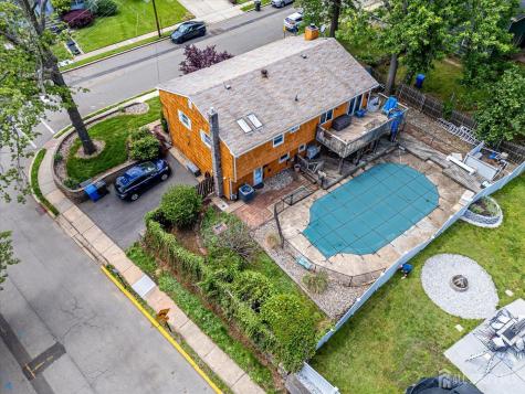 4 Wick Drive Fords NJ 08863