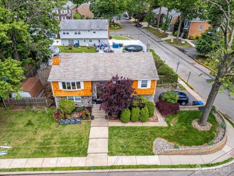 4 Wick Drive Fords NJ 08863