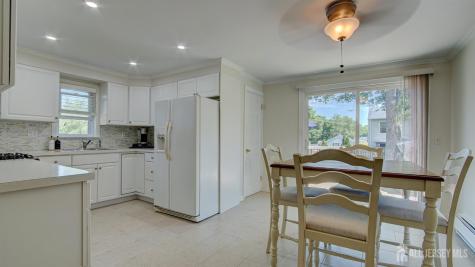25 Lake Avenue Helmetta NJ 08828