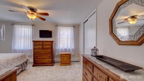25 Lake Avenue Helmetta NJ 08828