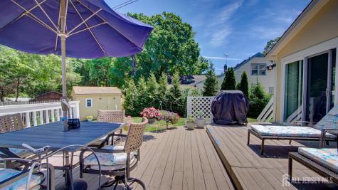 25 Lake Avenue Helmetta NJ 08828