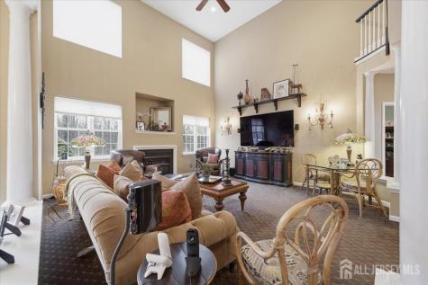 2 Picasso Court Franklin NJ 08873