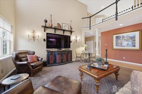 2 Picasso Court Franklin NJ 08873