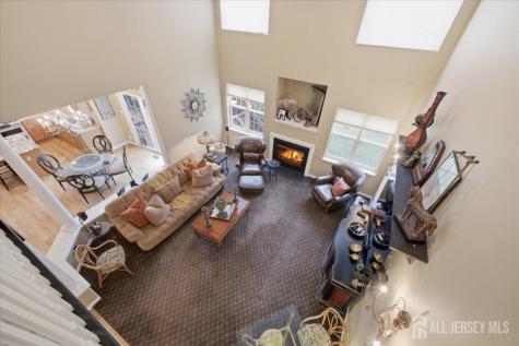 2 Picasso Court Franklin NJ 08873