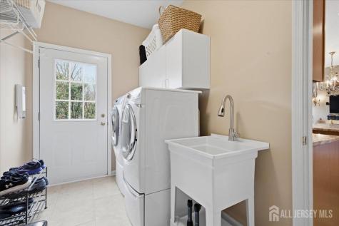 2 Picasso Court Franklin NJ 08873
