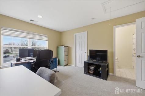 2 Picasso Court Franklin NJ 08873