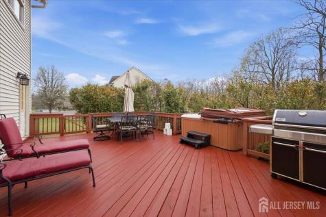 2 Picasso Court Franklin NJ 08873