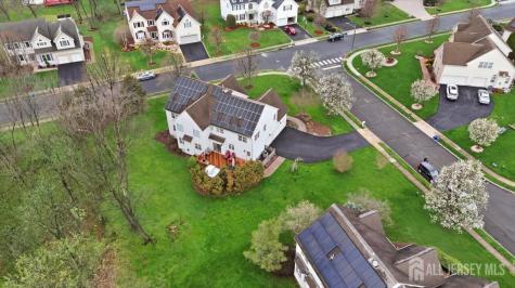 2 Picasso Court Franklin NJ 08873